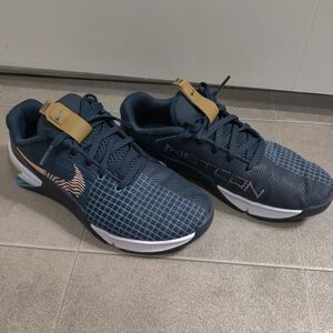 Nike Metcon Training Shoes in Navy and Tan